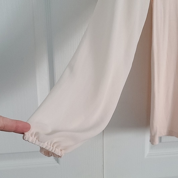 Women's top - Picture 2 of 4